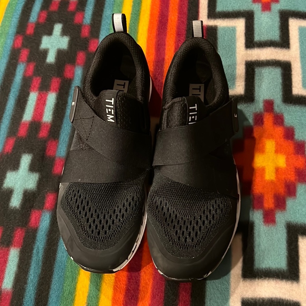 Tiem women’s cycling shoes size 7